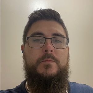 Meet your Posher, Clint